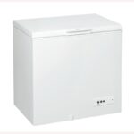 Front view of Whirlpool CF420T chest freezer showing elegant white design and control panel | العرض الأمامي لفريزر ويرلبول CF420T يُظهر التصميم الأبيض الأنيق ولوحة التحكم