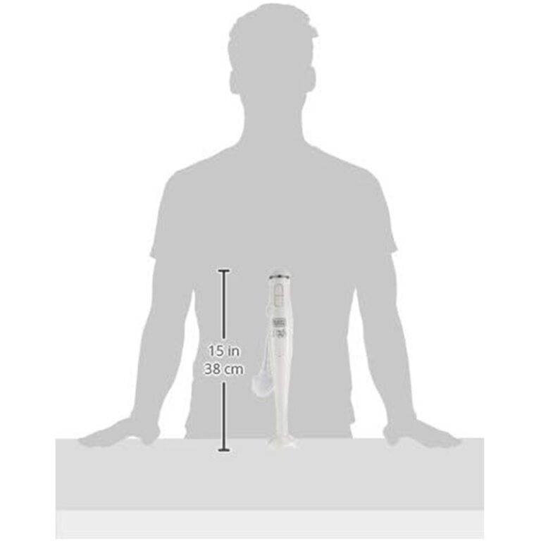 Black+Decker SB2500-B5 Stick Blender in Use Making Smoothie